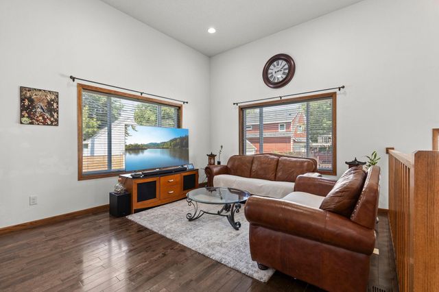 49 Wyoming Street W, Saint Paul, MN 55107