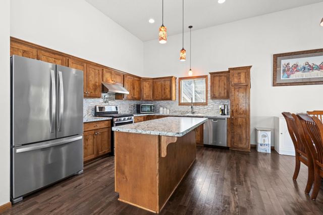 49 Wyoming Street W, Saint Paul, MN 55107
