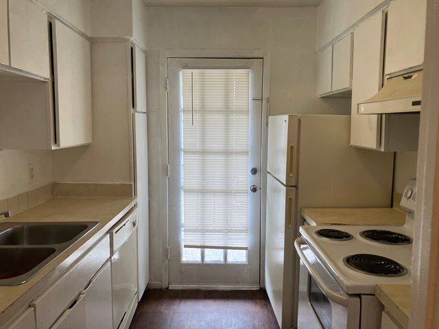 12888 Montfort Drive 207, Dallas, TX 75230