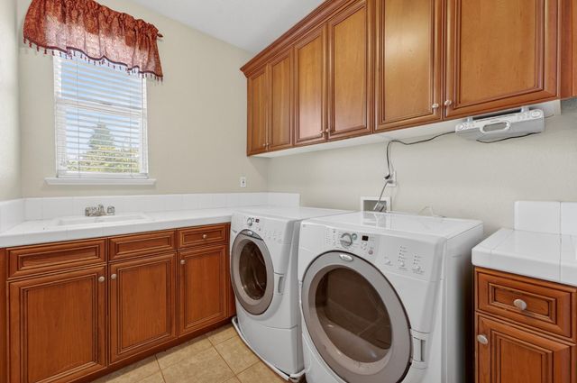 3184 Montrose Way, El Dorado Hills, CA 95762