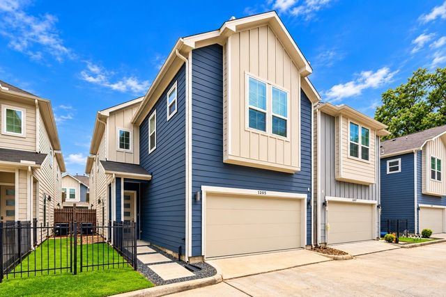 1205 W Tidwell Road, Houston, TX 77091