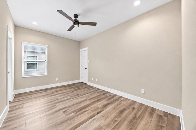 1205 W Tidwell Road, Houston, TX 77091
