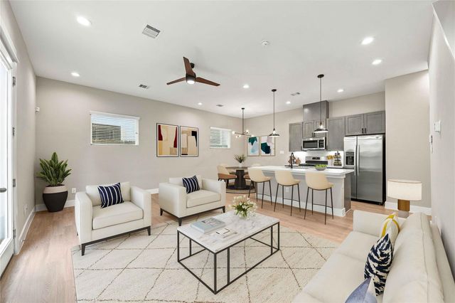 1205 W Tidwell Road, Houston, TX 77091