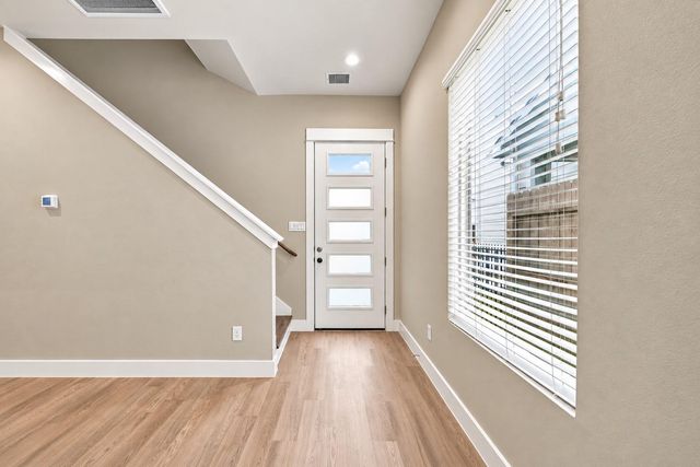1205 W Tidwell Road, Houston, TX 77091