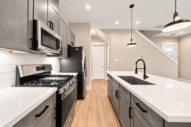 1205 W Tidwell Road, Houston, TX 77091