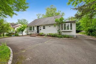 147 W Northfield Rd, Livingston Twp., NJ 07039