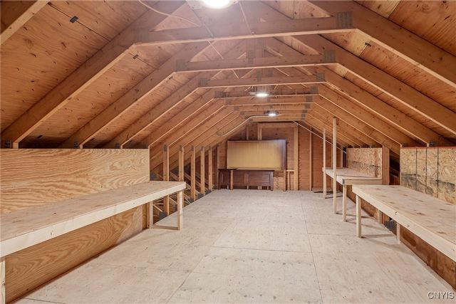 8230 Emerick Road, Lysander, NY 13027