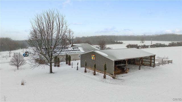 8230 Emerick Road, Lysander, NY 13027