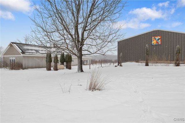 8230 Emerick Road, Lysander, NY 13027