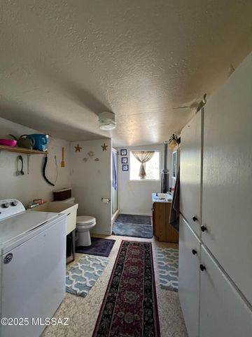 12501 E Central Avenue, Mayer, AZ 86333