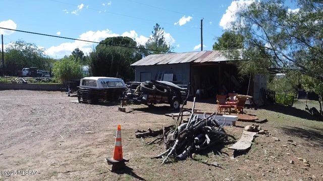 12501 E Central Avenue, Mayer, AZ 86333