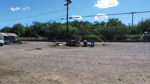 12501 E Central Avenue, Mayer, AZ 86333