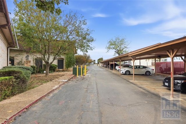 7801 Shoal Creek BLVD 256, Austin, TX 78757