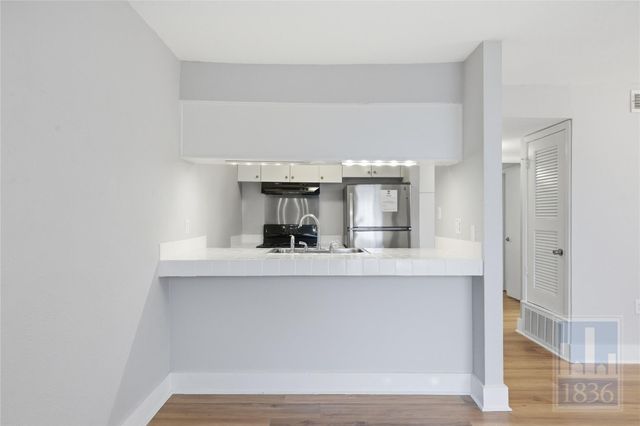 7801 Shoal Creek BLVD 256, Austin, TX 78757