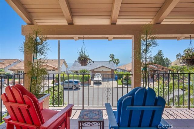 1746 RUDELL Road, Burbank, CA 91501