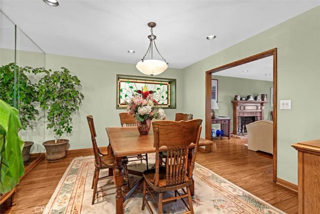 1746 RUDELL Road, Burbank, CA 91501