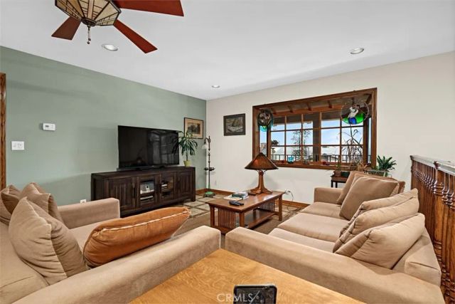 1746 RUDELL Road, Burbank, CA 91501