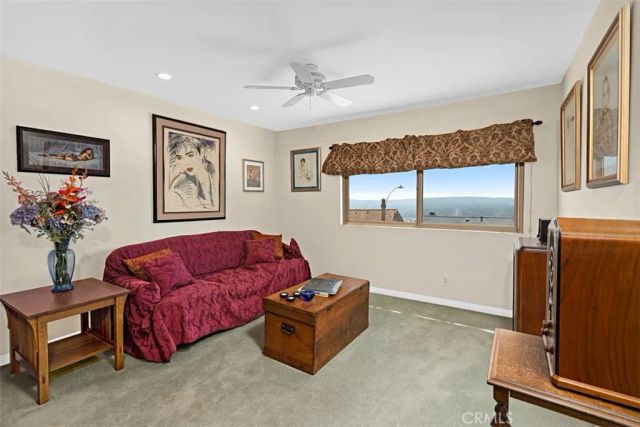 1746 RUDELL Road, Burbank, CA 91501