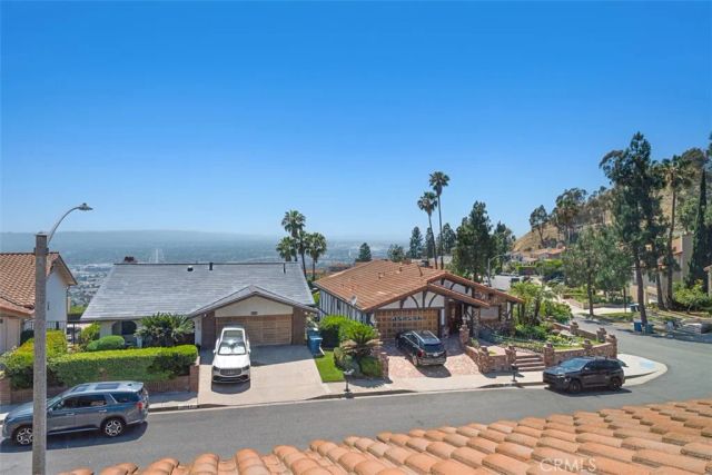 1746 RUDELL Road, Burbank, CA 91501