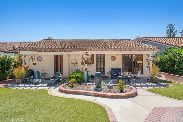 1746 RUDELL Road, Burbank, CA 91501