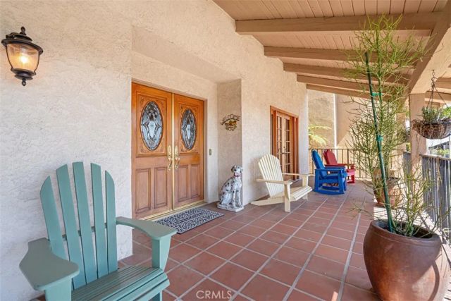 1746 RUDELL Road, Burbank, CA 91501