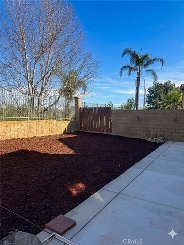 6257 Long Cove, Fontana, CA 92336