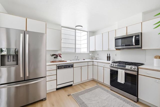 16 Moneta Court, San Francisco, CA 94112