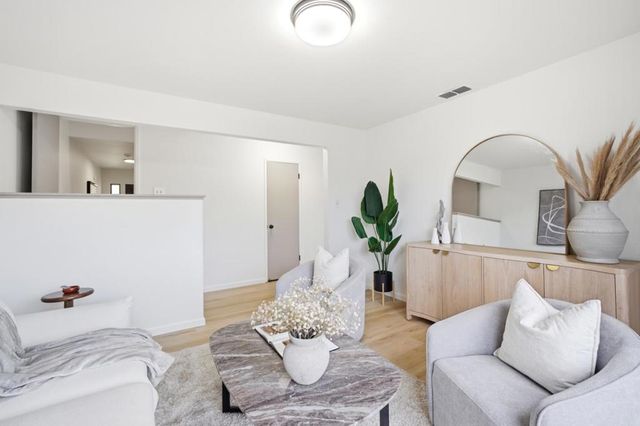 16 Moneta Court, San Francisco, CA 94112