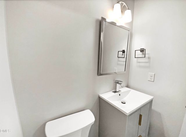 257 Sunset Bluffs Drive, Fuquay Varina, NC 27526