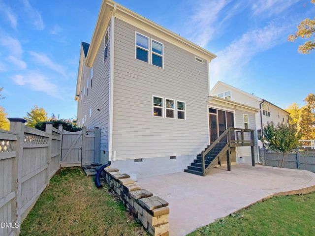 257 Sunset Bluffs Drive, Fuquay Varina, NC 27526