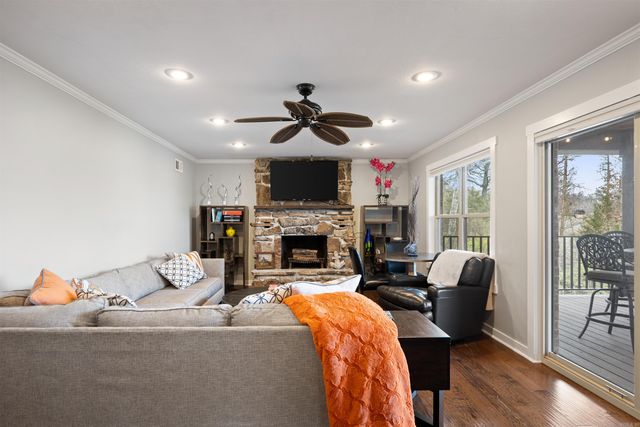 38 Winnebago Circle, Cherokee Village, AR 72529