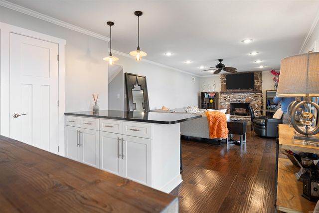 38 Winnebago Circle, Cherokee Village, AR 72529