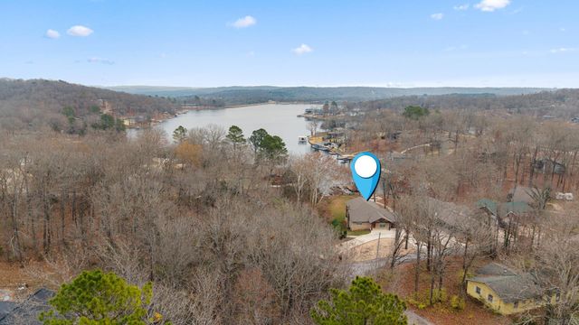 38 Winnebago Circle, Cherokee Village, AR 72529