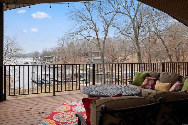 38 Winnebago Circle, Cherokee Village, AR 72529