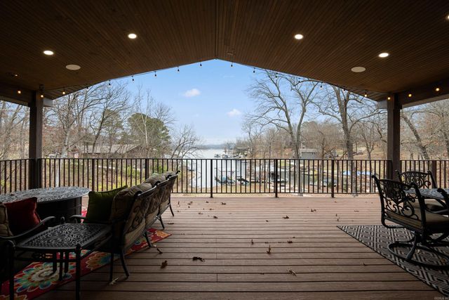 38 Winnebago Circle, Cherokee Village, AR 72529