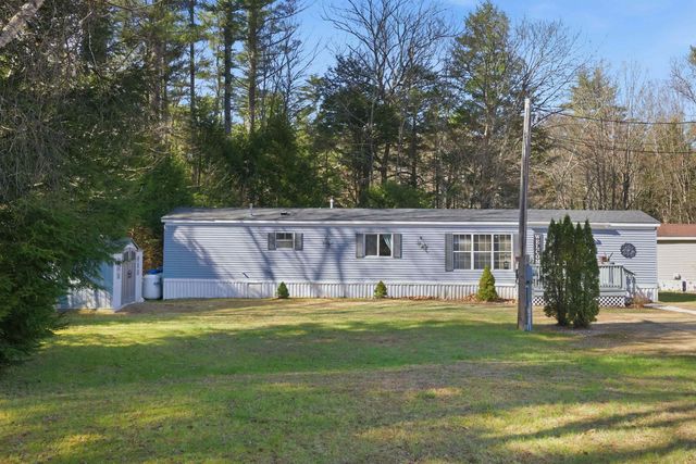 22 Brook Circle, Loudon, NH 03307