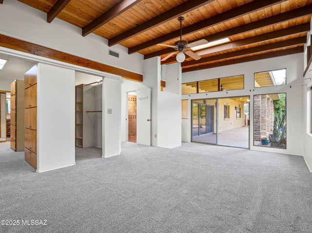 565 W Golf View Drive, Oro Valley, AZ 85737