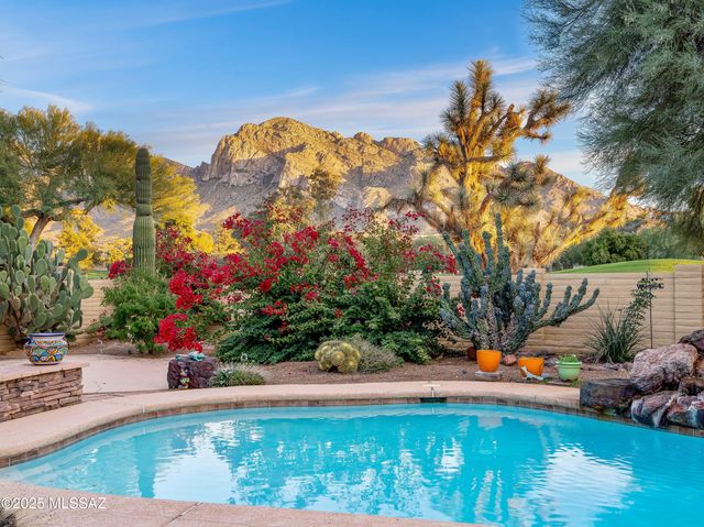 565 W Golf View Drive, Oro Valley, AZ 85737