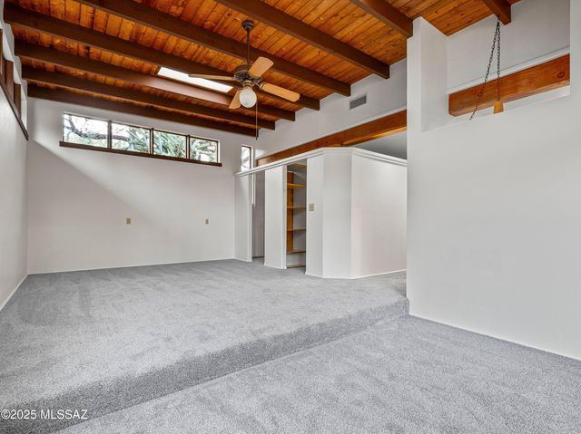 565 W Golf View Drive, Oro Valley, AZ 85737