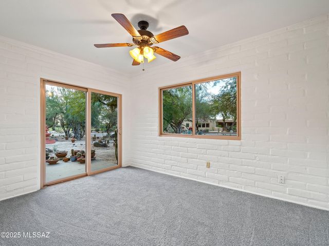 565 W Golf View Drive, Oro Valley, AZ 85737