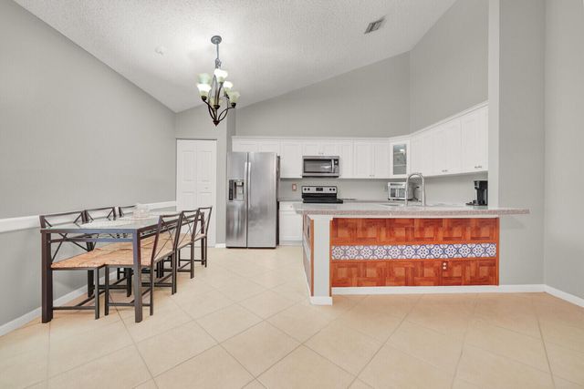 8850 Ranta Court D, Boynton Beach, FL 33436
