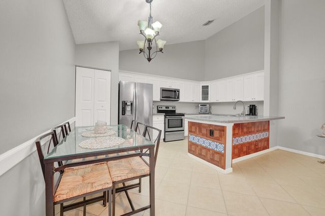 8850 Ranta Court D, Boynton Beach, FL 33436