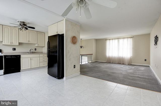 110 N GARFIELD RD, Sterling, VA 20164