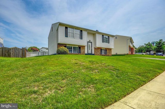 110 N GARFIELD RD, Sterling, VA 20164