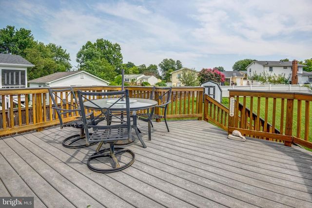 110 N GARFIELD RD, Sterling, VA 20164