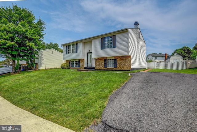 110 N GARFIELD RD, Sterling, VA 20164