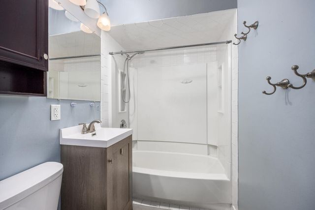 3083 Barrett Avenue SW, Grandville, MI 49418