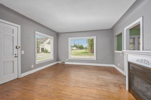 3083 Barrett Avenue SW, Grandville, MI 49418