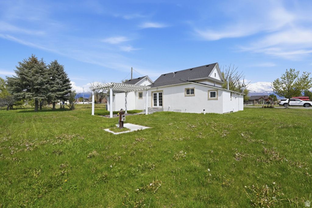 Image 22 of property listing at 736 S 300 W, Lehi, UT 84043