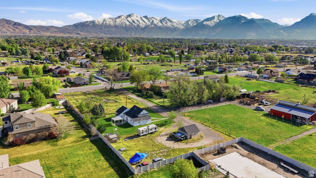 Image 25 of property listing at 736 S 300 W, Lehi, UT 84043
